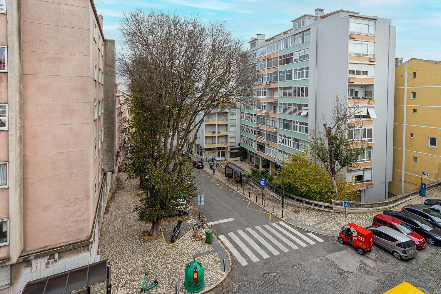 Third Floor Apartment At Graca Neighbourhood Lisbon Exterior photo